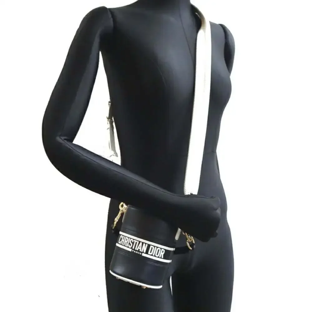 CHRISTIAN DIOR White Leather Shoulder Bag - Picture 7 of 8